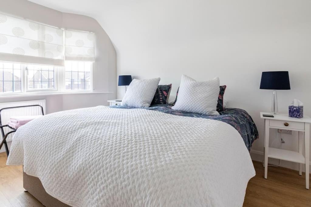 Home By The Sea In Rustington Exteriér fotografie
