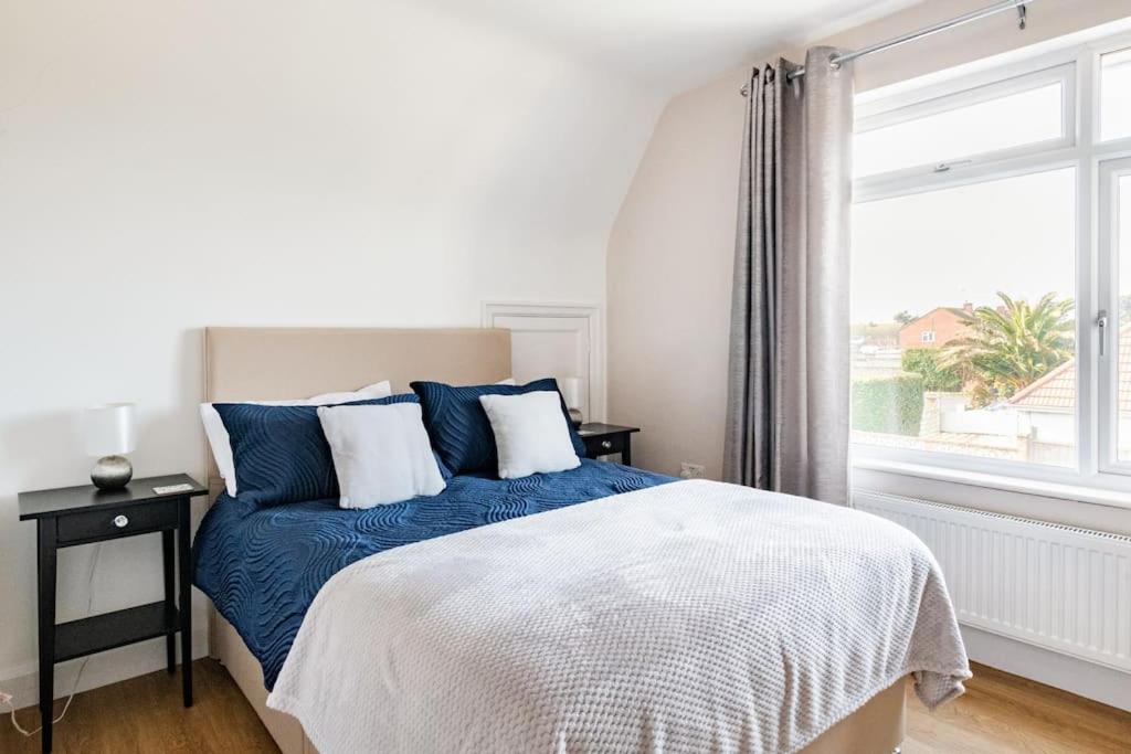 Home By The Sea In Rustington Exteriér fotografie