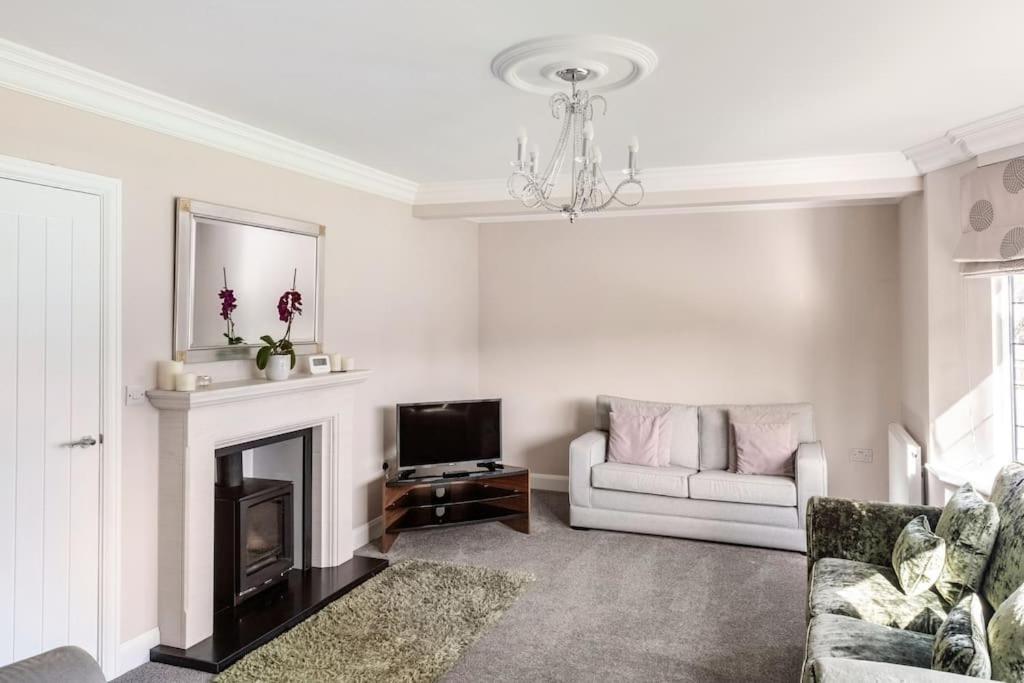 Home By The Sea In Rustington Exteriér fotografie